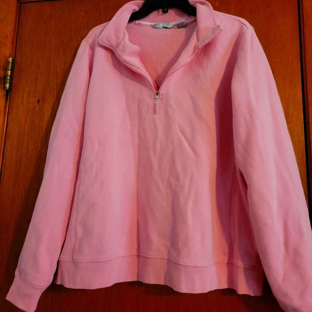Izod fleece sweatshirt